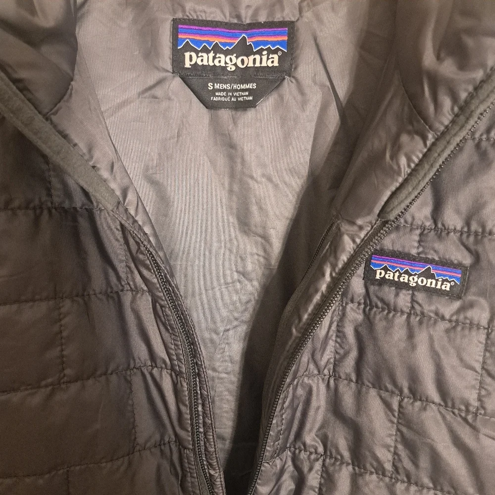 Patagonia Men's Nano Puff Vest - Picture 3 of 7